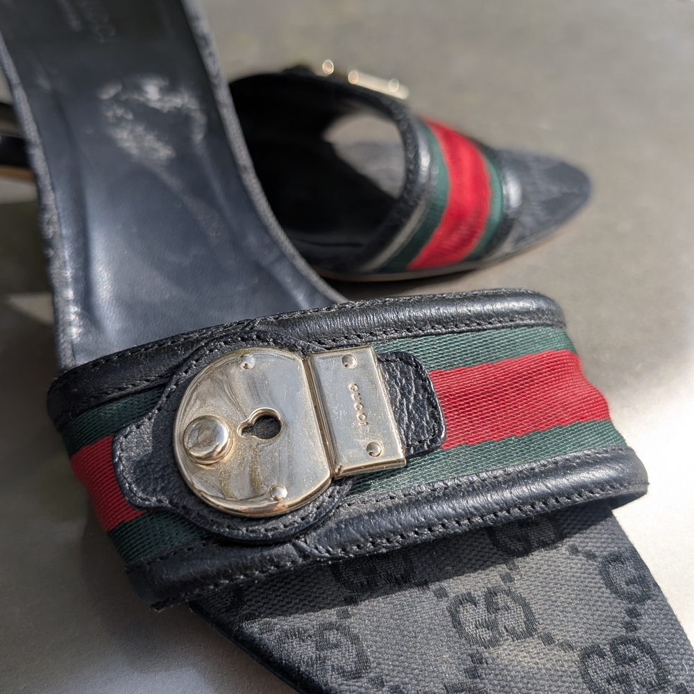 Gucci Vintage Black & Red Designer Women's Kitten Heels